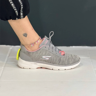 کتونی بند داراسکچرز طوسی 124506