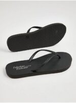 صندل ساحلی جورج انگلیس Black Flip Flops - Image 3