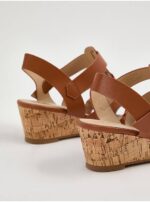 صندل مجلسی جورج انگلیسWide Fit Tan Plaited Strap Low Wedge Sandals - Image 3