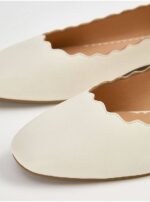 کفش عروسکی جورج انگلیس Cream Wide Fit Leather Look Scalloped Ballet Shoes - Image 3
