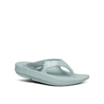 اسلیپر زنانه اوفوس OOFOS OOriginal Thong Recovery Sandal – Ice Mint - Image 3