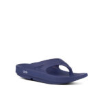 اسلیپر زنانه اوفوس OOFOS OOriginal Thong Recovery Sandal – Navy Blue - Image 2
