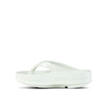 اسلیپرلاانگشتی زنانه اوفوس OOFOS Women’s OOlala Sandal – White - Image 3
