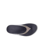 اسلیپر زنانه اوفوس OOFOS OOriginal Thong Recovery Sandal – Black Metallic Gold - Image 3