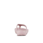 اسلیپر زنانه اوفوس OOFOS OOriginal Thong Recovery Sandal – Powder Pink - Image 4