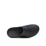 اسلیپر زنانه اوفوس OOFOS OOcloog Black Recovery Clog – Unisex Slip-On Recovery Shoes - Image 5