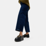 لوفر زنانه برند فیت فلاپ FitFlop F-LUMA Chunky-Snaffle Box-Leather Demi-Wedge Loafers – Black - تصویر 2