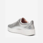 کتونی بنددار زنانه برند فیت فلاپ FitFlop Rally Metallic Leather Trainers – Silver - تصویر 2