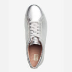 کتونی بنددار زنانه برند فیت فلاپ FitFlop Rally Metallic Leather Trainers – Silver - تصویر 7